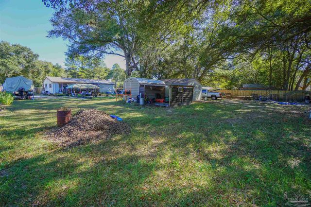 4349 Lindsey Ln, Pace, FL 32571