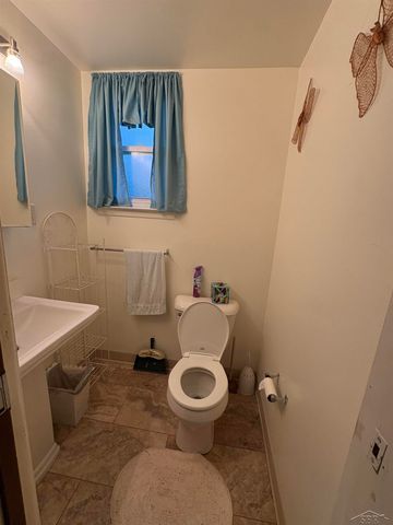1315 Dillon Street, Saginaw, MI 48601