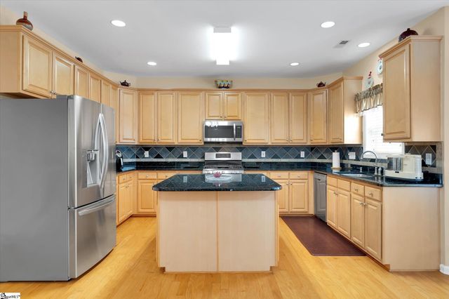 200 Dothan Court, Greenville, SC 29607