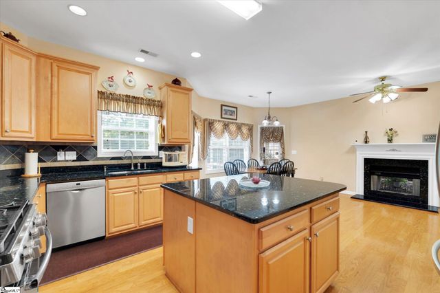 200 Dothan Court, Greenville, SC 29607