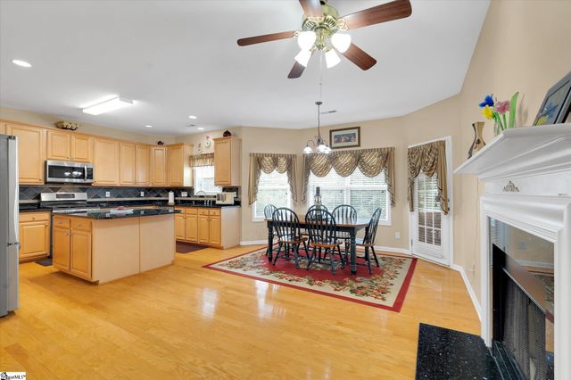 200 Dothan Court, Greenville, SC 29607