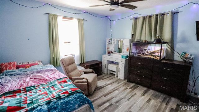 12601 County Road 2170, St James, MO 65559