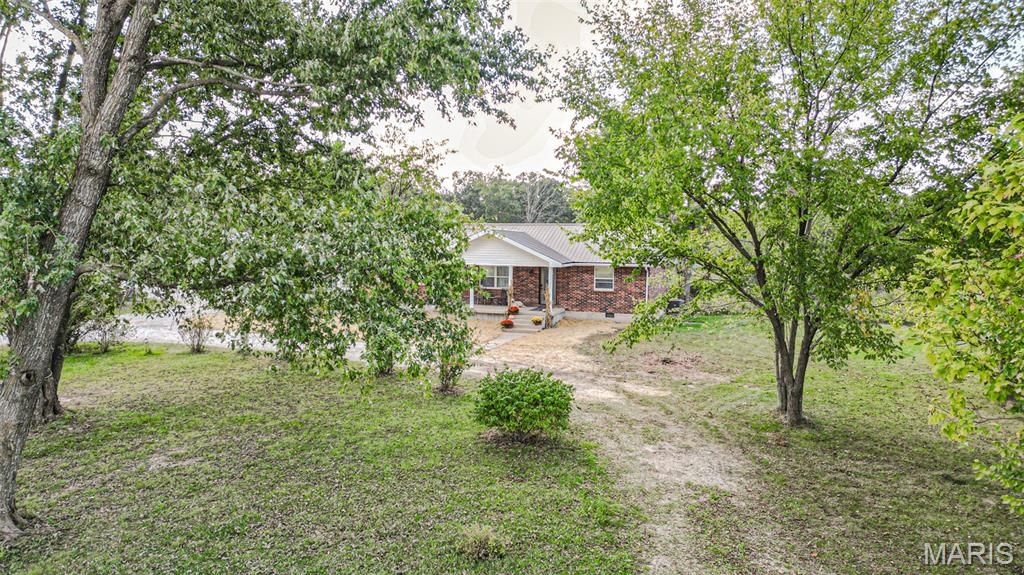 12601 County Road 2170, St James, MO 65559