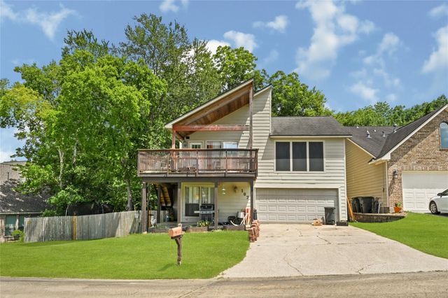107 Harbour Town Lane, Conroe, TX 77356
