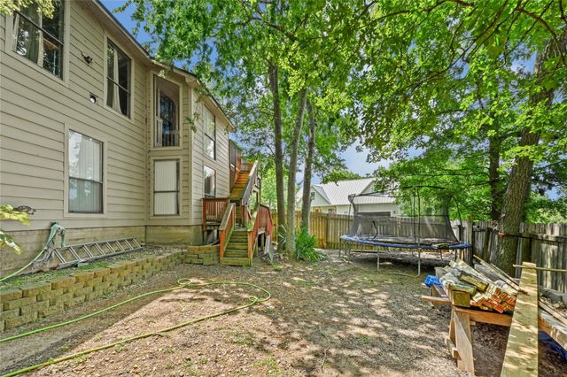 107 Harbour Town Lane, Conroe, TX 77356