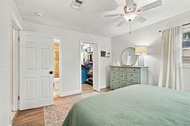 5601 15TH AVENUE N, St Petersburg, FL 33710