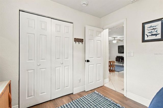 5601 15TH AVENUE N, St Petersburg, FL 33710