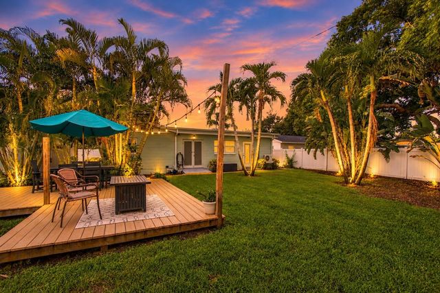 5601 15TH AVENUE N, St Petersburg, FL 33710