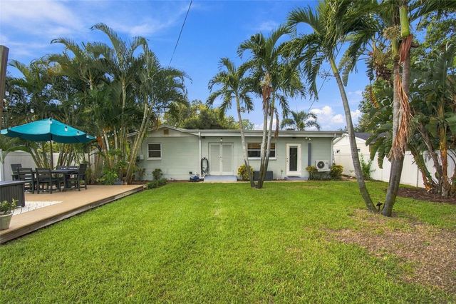 5601 15TH AVENUE N, St Petersburg, FL 33710