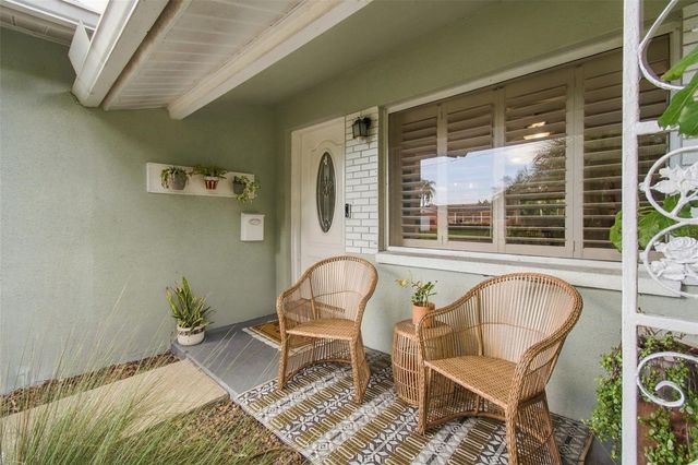 5601 15TH AVENUE N, St Petersburg, FL 33710