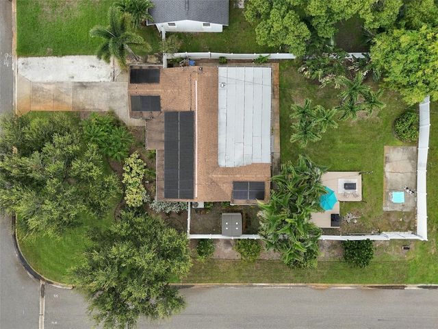 5601 15TH AVENUE N, St Petersburg, FL 33710