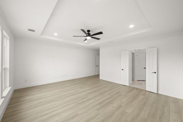 341 Loretta Lane, Burleson, TX 76028