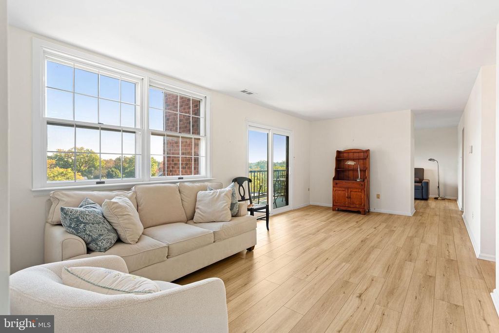 611 HADDONFIELD CMNS CMNS #611, HADDONFIELD, NJ 08033 — photo 4