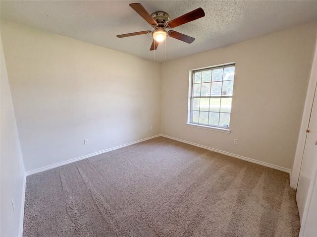 304 Brook Hollow Drive, Desoto, TX 75115