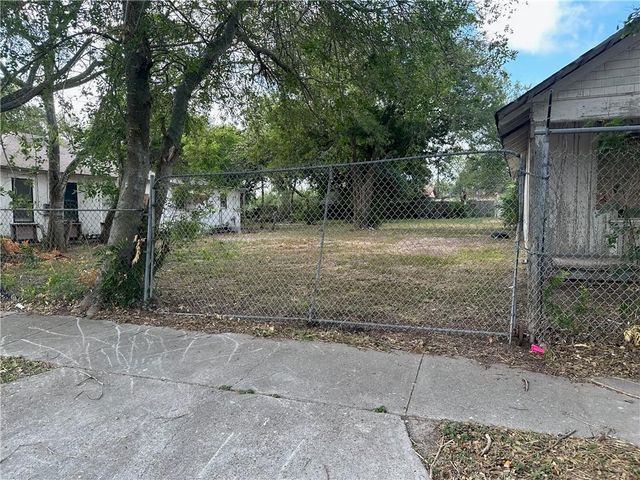 1311-1315 Morris Ave, Corpus Christi, TX 78401