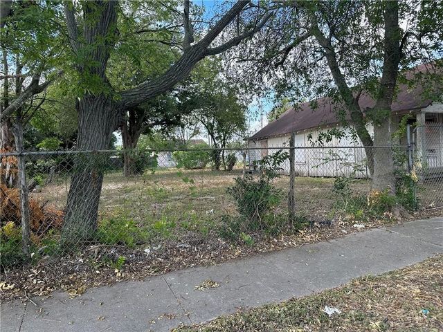 1311-1315 Morris Ave, Corpus Christi, TX 78401