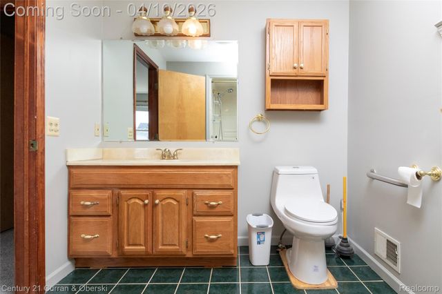 22223 Military Street, Dearborn, MI 48124