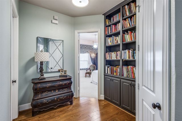 8308 Turtleback Court, Mckinney, TX 75070