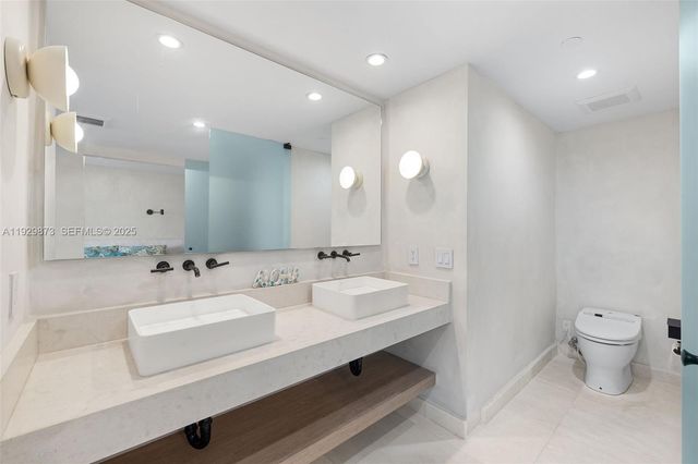 5875 Collins Ave 501, Miami Beach, FL 33140