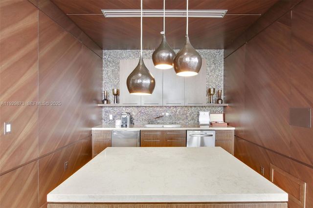 5875 Collins Ave 501, Miami Beach, FL 33140