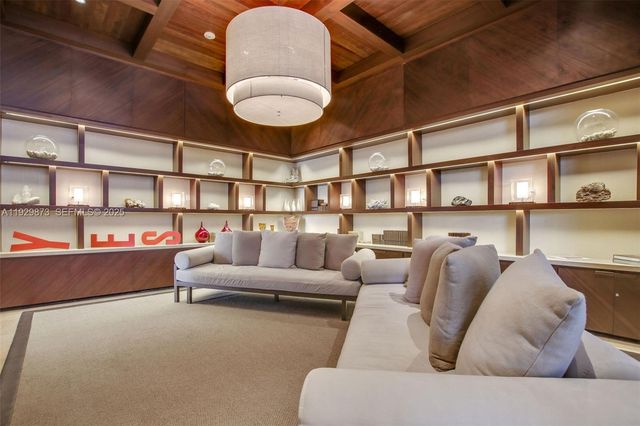 5875 Collins Ave 501, Miami Beach, FL 33140