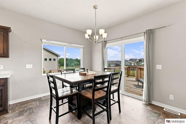 11705 S 113th Street, Papillion, NE 68046