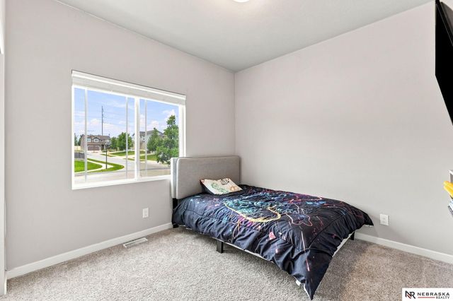 11705 S 113th Street, Papillion, NE 68046