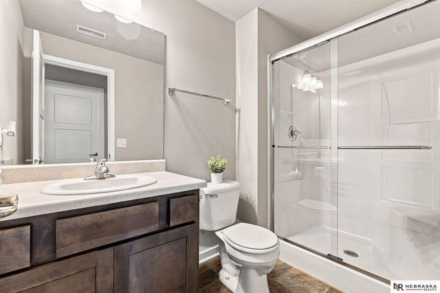 11705 S 113th Street, Papillion, NE 68046