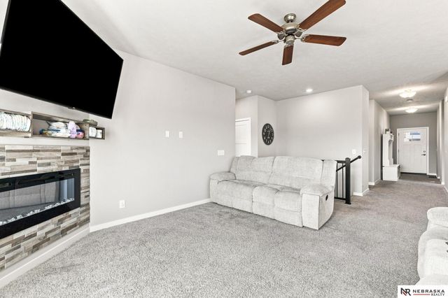 11705 S 113th Street, Papillion, NE 68046