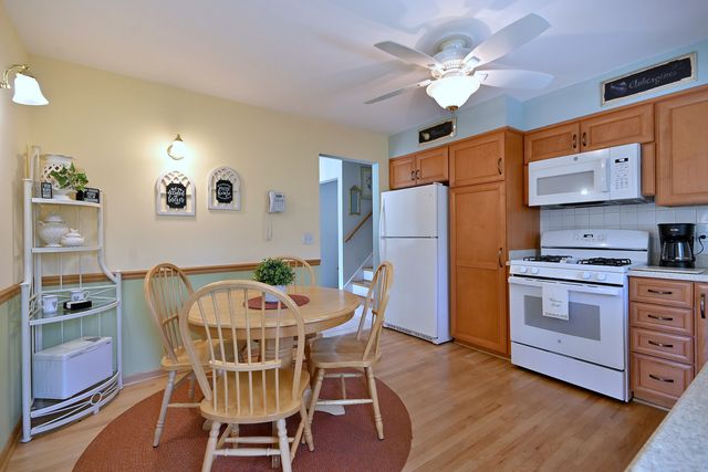1031 S Belmont Avenue, Arlington Heights, IL 60005