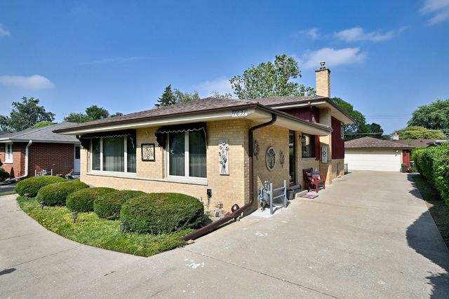 1031 S Belmont Avenue, Arlington Heights, IL 60005