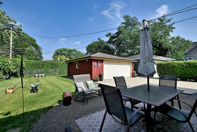 1031 S Belmont Avenue, Arlington Heights, IL 60005