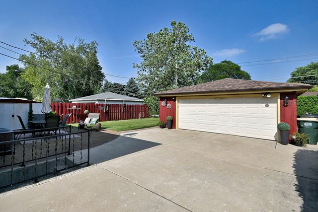 1031 S Belmont Avenue, Arlington Heights, IL 60005