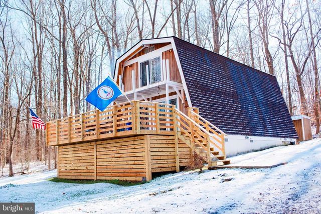 1659 S LAKESHORE DR, Louisa, VA 23093