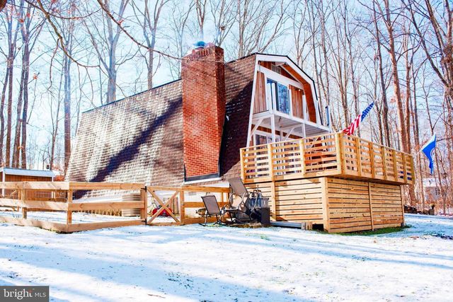 1659 S LAKESHORE DR, Louisa, VA 23093