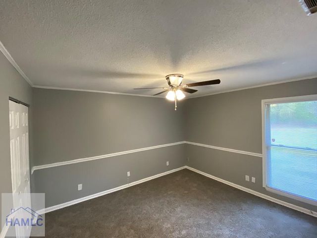 621 Georgia Avenue, Hinesville, GA 31313