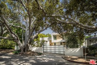 2410 N Vermont Avenue, Los Angeles, CA 90027