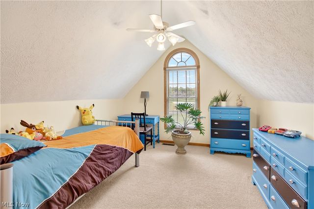 180 Mallard Creek Run, Lagrange, OH 44050