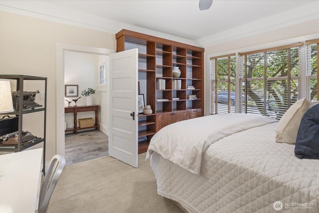 2310 N 65th Street, Seattle, WA 98103