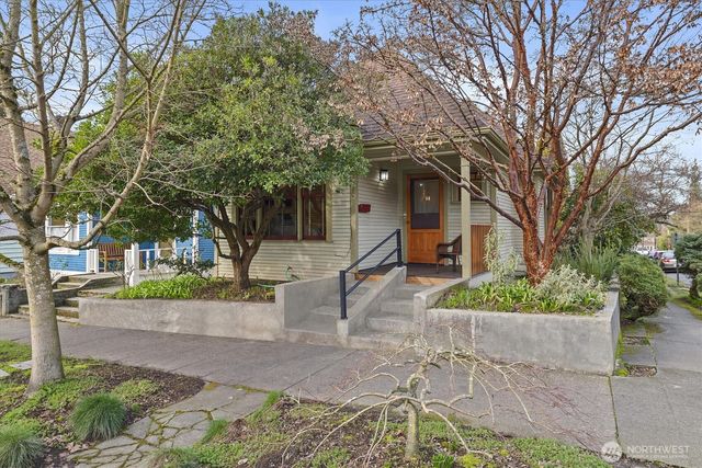 2310 N 65th Street, Seattle, WA 98103