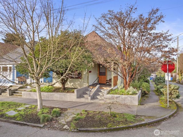 2310 N 65th Street, Seattle, WA 98103