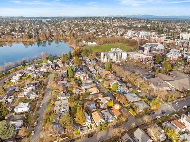 2310 N 65th Street, Seattle, WA 98103