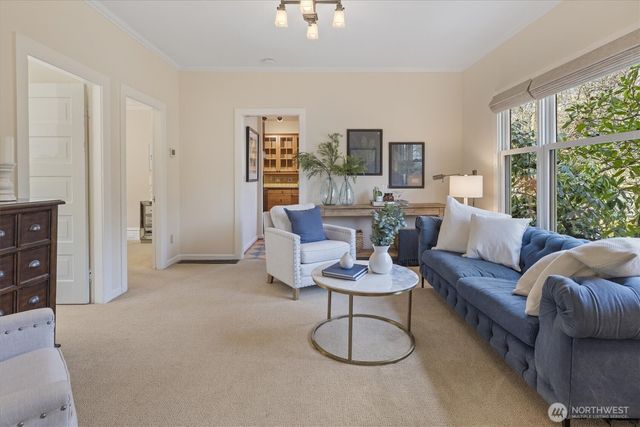 2310 N 65th Street, Seattle, WA 98103