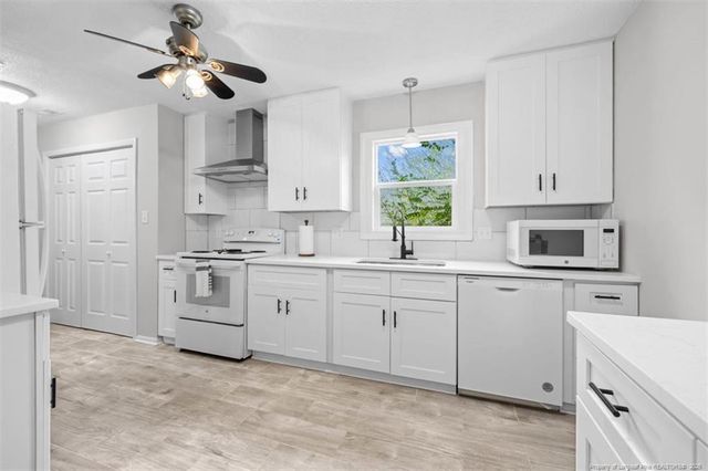 4595 Ferncreek Drive, Fayetteville, NC 28314