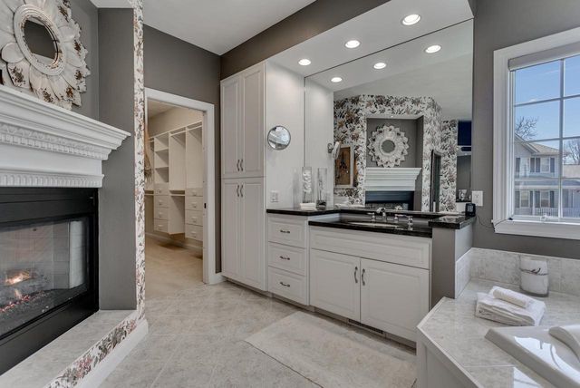 W7373 SPRING VALLEY DRIVE, Greenville, WI 54952