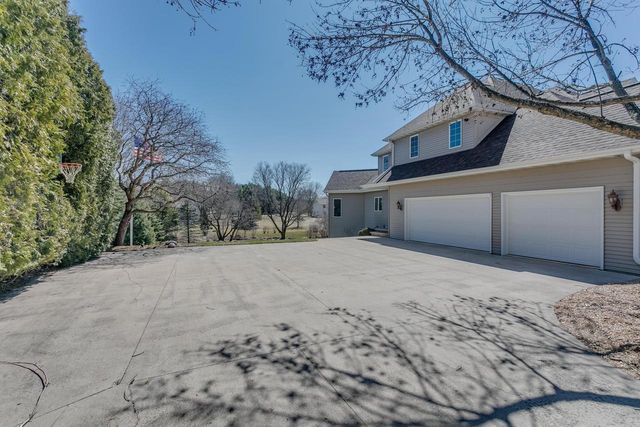 W7373 SPRING VALLEY DRIVE, Greenville, WI 54952
