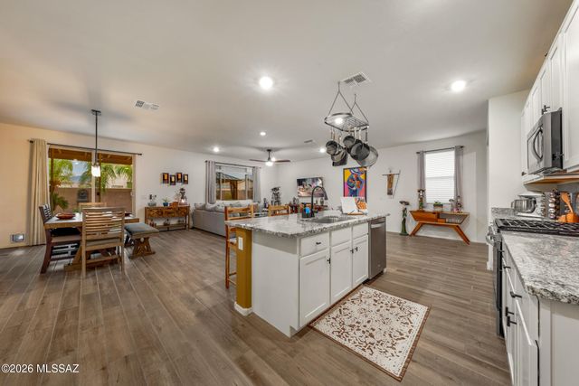 5829 W Pinto Loop, Tucson, AZ 85742