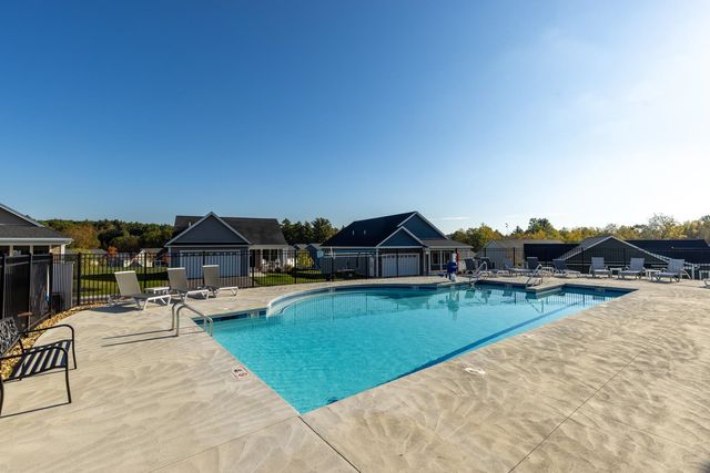 27 MULBERRY Lane, Epping, NH 03042