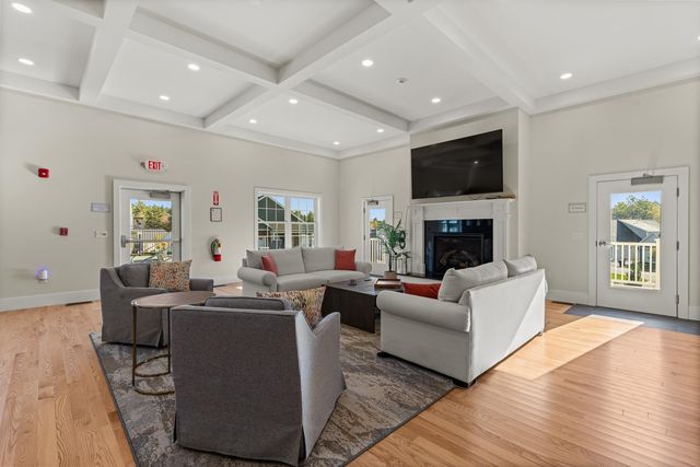 27 MULBERRY Lane, Epping, NH 03042