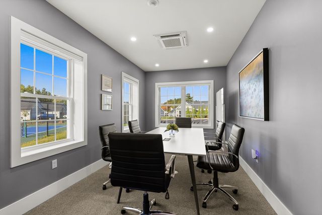 27 MULBERRY Lane, Epping, NH 03042